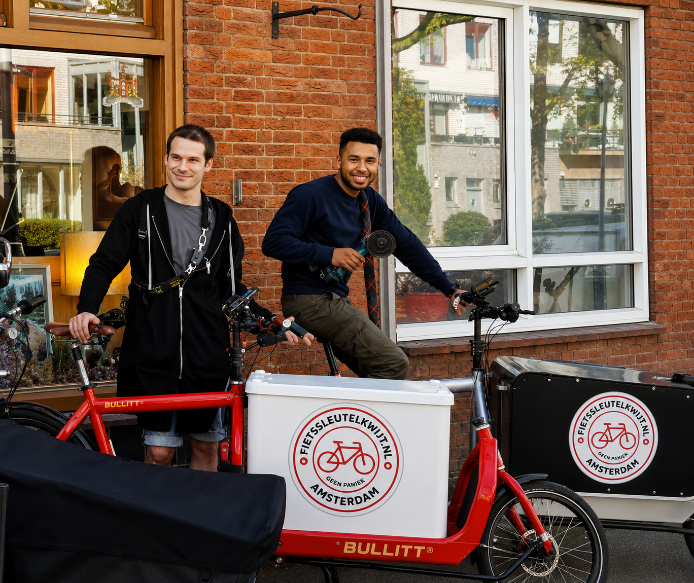 DrLock monteur met bakfiets in Amsterdam fietsslot openbreken op locatie